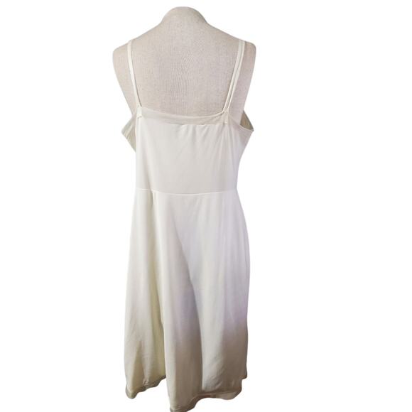 Vintage 1970's Knee Length Chemise Slip Dress M Ivory Adjustable Straps - Picture 2 of 3